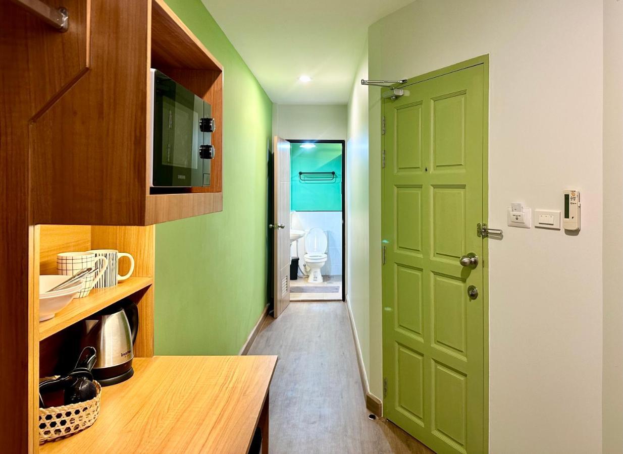 The Tangerine Guesthouse 방콕 외부 사진